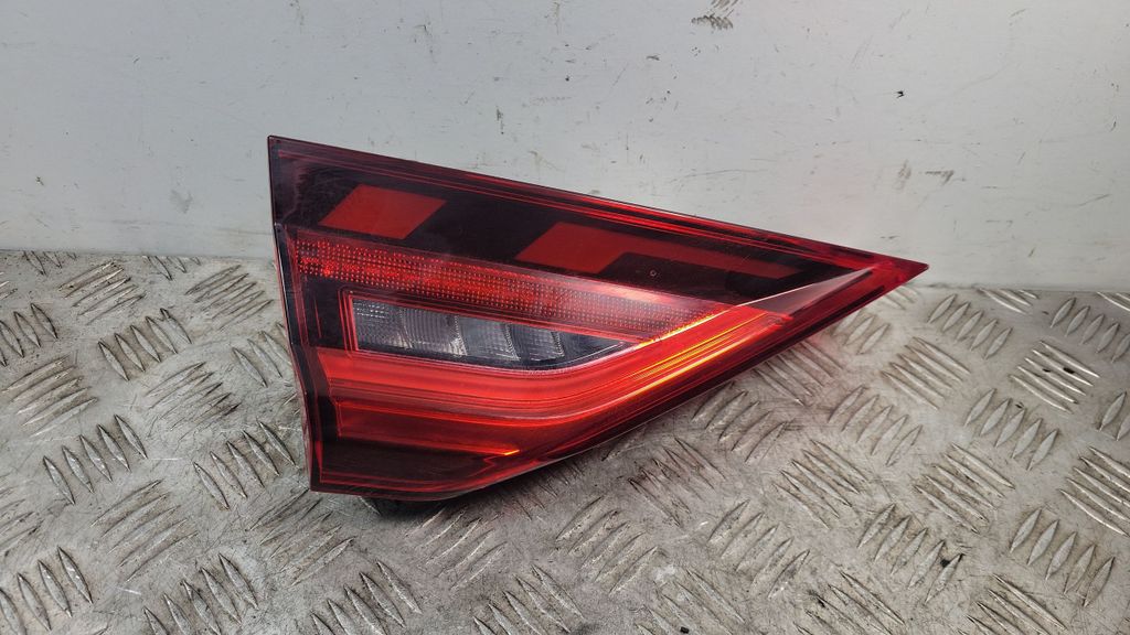 Audi A1 2024 Rückleuchte Heckleuchte Lampe 82A945093C LIQ3201
