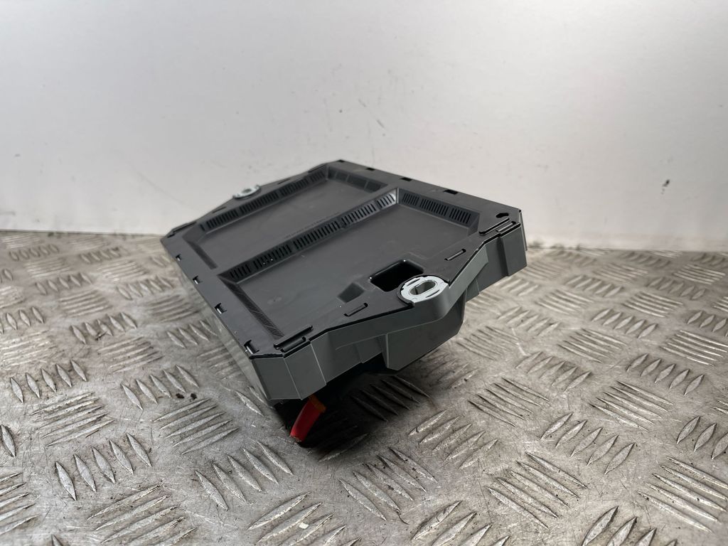 Jaguar XF X250 2009 Fuse module 9X2314B476BC LIQ3409