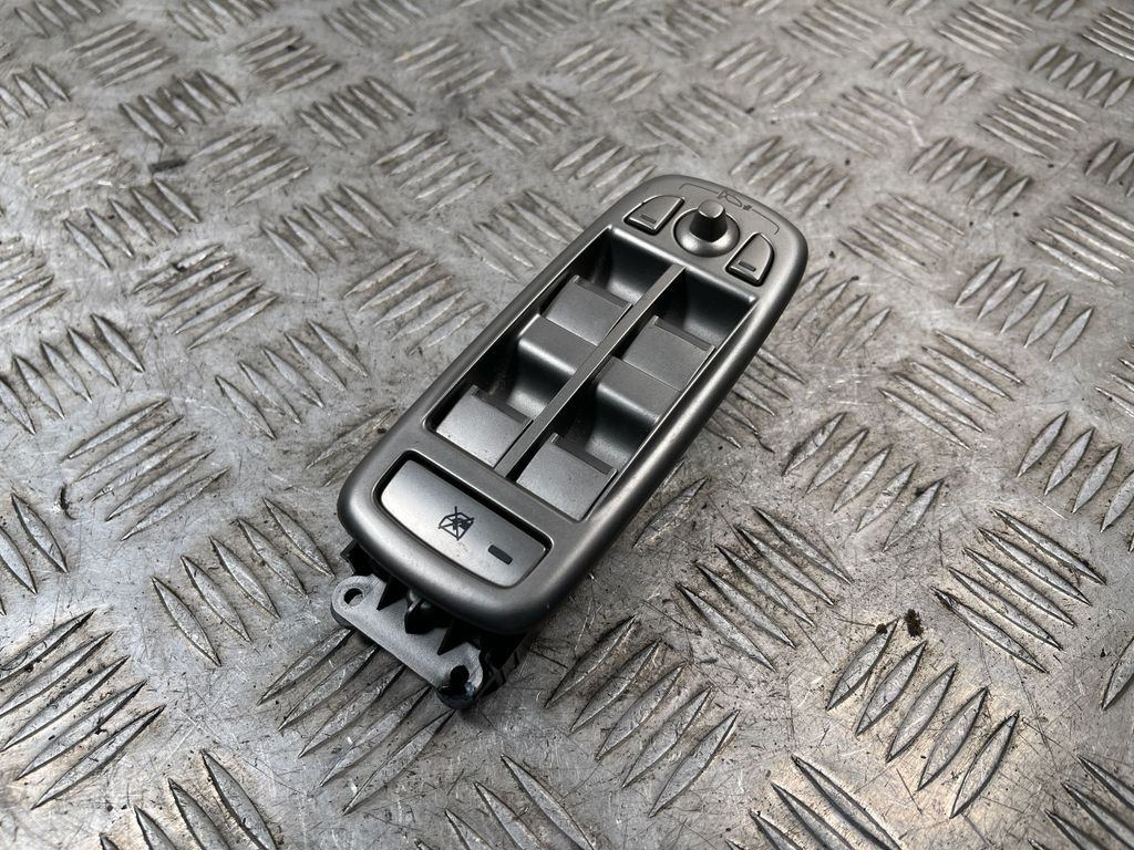 Jaguar XF X250 2009 Electric window control switch 8X2314540AE LIQ3425