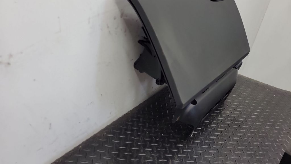 Polestar 2 2024 Handschuhfach Glovebox UK RHD 31690525 LIQ4078 - Bild 8 von 10