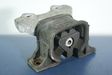 Engine mount vacuum valve