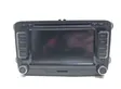 Panel / Radioodtwarzacz CD/DVD/GPS