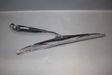 Rear wiper blade arm