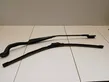 Windshield/front glass wiper blade