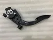 Accelerator throttle pedal