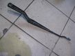 Front wiper blade arm