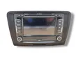 Panel / Radioodtwarzacz CD/DVD/GPS