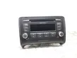 Radio / CD-Player / DVD-Player / Navigation