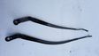 Front wiper blade arm