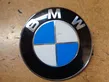 Manufacturer badge logo/emblem