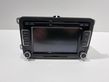 Panel / Radioodtwarzacz CD/DVD/GPS