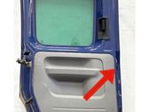 Kita slankiojančių durų apdailos detalė