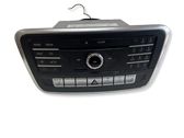 Radio / CD-Player / DVD-Player / Navigation