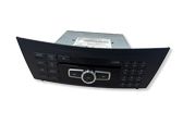 Radio / CD-Player / DVD-Player / Navigation