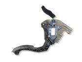 Accelerator throttle pedal