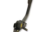 Accelerator throttle pedal