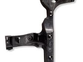 Rear bumper mounting bracket