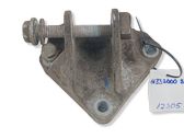 Engine mounting bracket