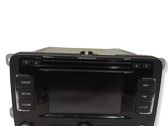 Radio/CD/DVD/GPS head unit