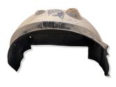 Rear arch fender liner splash guards