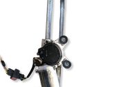 Tringlerie et moteur d'essuie-glace avant