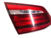 Tailgate rear/tail lights