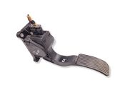 Accelerator throttle pedal