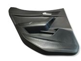 Panneau de garniture latérale arrière de coupé