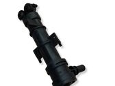 Headlight washer spray nozzle