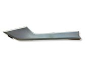 Front door trim bar
