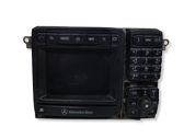 Radio / CD-Player / DVD-Player / Navigation