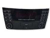 Radio / CD-Player / DVD-Player / Navigation
