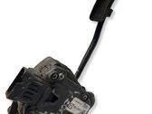 Accelerator throttle pedal