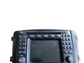 Radio / CD-Player / DVD-Player / Navigation