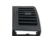Moldura protectora de la rejilla de ventilación lateral del panel