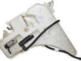 Windshield washer fluid reservoir/tank