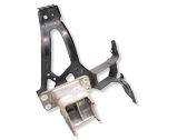 Front bumper mounting bracket