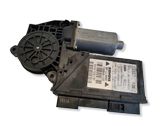Motor del regulador de la ventanilla de la puerta delantera
