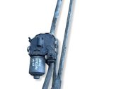 Tringlerie et moteur d'essuie-glace avant