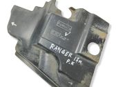 Intercooler air channel guide