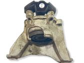 Engine mount bracket