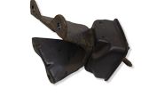 Engine mounting bracket