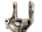 Gearbox mounting bracket