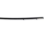 Front door windshield rail