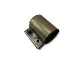 Muffler pipe connector clamp
