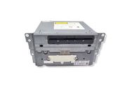 Radio / CD-Player / DVD-Player / Navigation