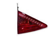Tailgate rear/tail lights