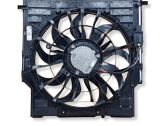 Radiator cooling fan shroud