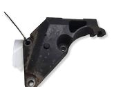 Engine mounting bracket