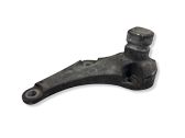 Engine mounting bracket